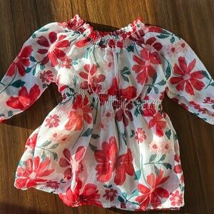 Beautiful flower dress.